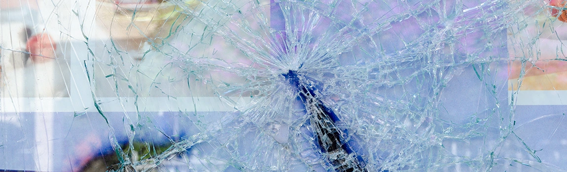 Window Broken Glass Repair in Callaway